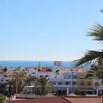 Main Avenue Albufeira, Walk To Beach, Old Town, Shooping, Location Albufeira