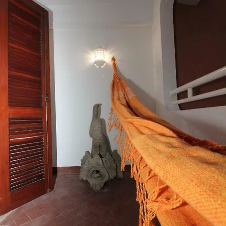 Daire Main Avenue Albufeira, Walk To Beach, Old Town, Shooping, Location Albufeira