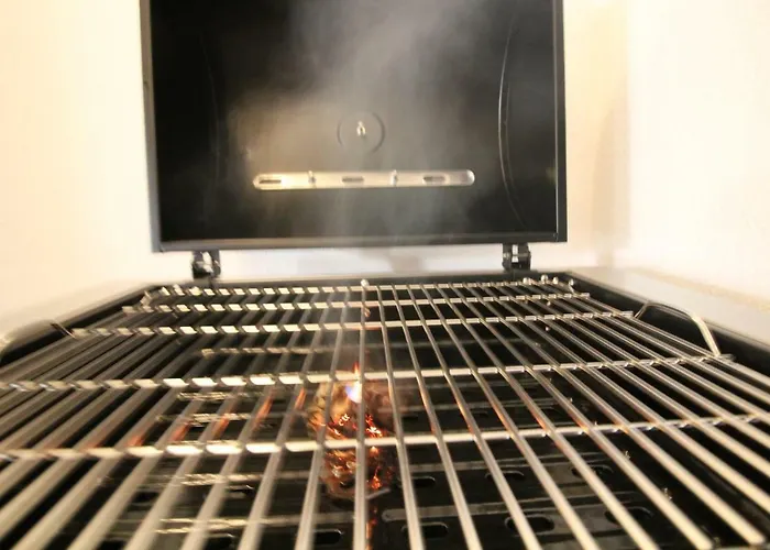 Main Avenue Albufeira, Walk To Beach, Old Town, Shooping, Location البوفيرا