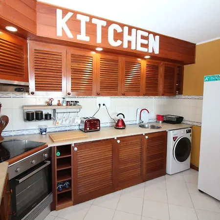 דירה Main Avenue Albufeira, Walk To Beach, Old Town, Shooping, Location