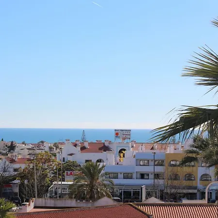 Main Avenue Albufeira, Walk To Beach, Old Town, Shooping, Location אלבופיירה